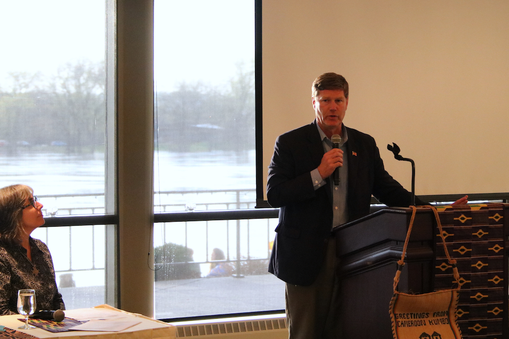 U.S. Rep. Ron Kind of Wisconsin addresses a town hall April 25 on the political and humanitarian crisis in Cameroon. (Courtesy of the Franciscan Sisters of Perpetual Adoration)