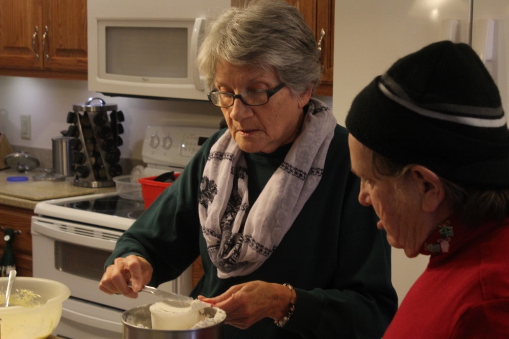 Neighbor to Neighbor offers activities like baking classes. (Nicholas Sciarappa)