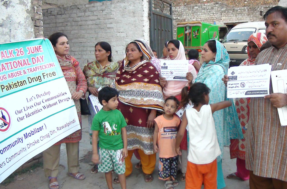 As part of community-led efforts in Pakistan promoted by the Presentation Sisters to improve local conditions and publicize the United Nations' sustainable development goals, residents of Jhelum, Pakistan, rallied against drug addiction June 26. (Courtesy of the International Presentation Association)