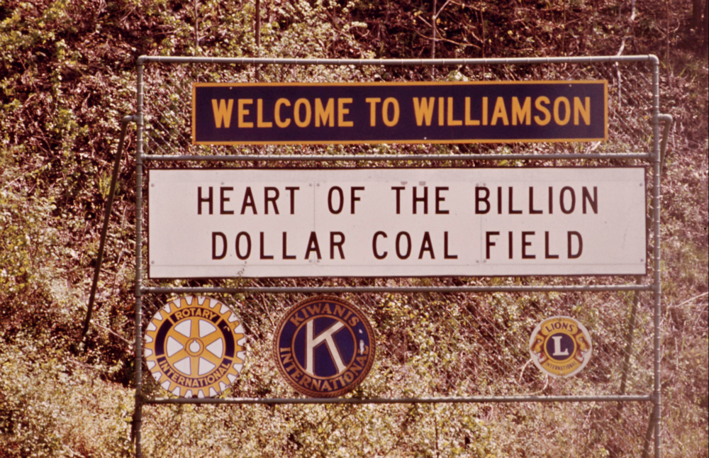 Williamson, West Virginia, 1974 (Wikimedia Commons/National Archives and Records Administration)