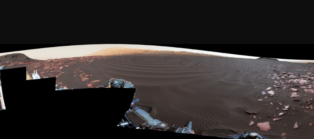 View of dunes on Mars taken by Curiosity (NASA)