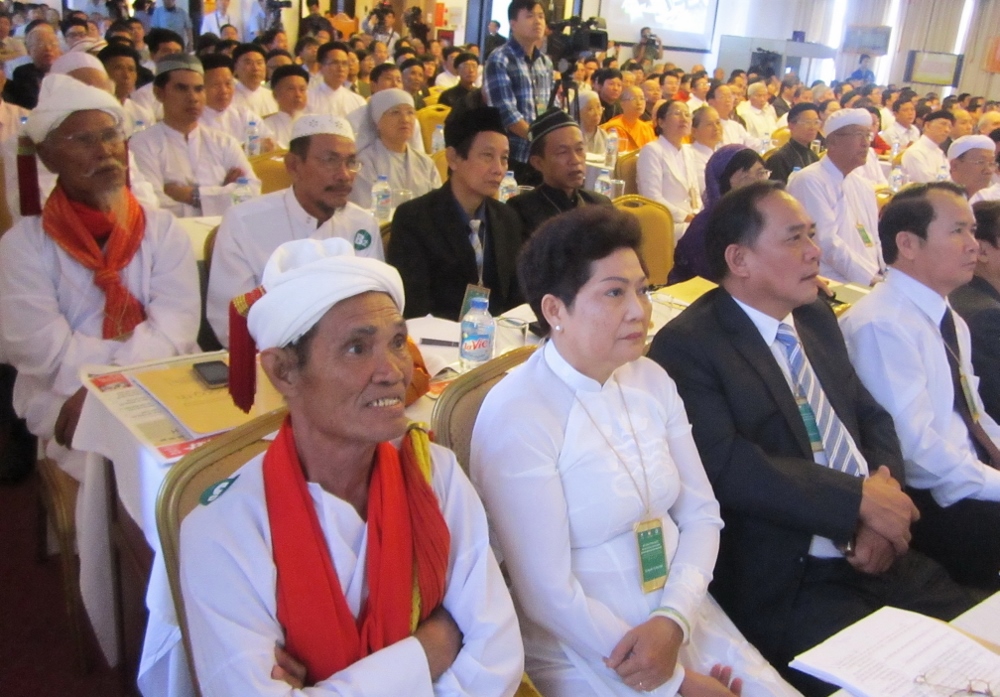 Representatives from 14 religions attended the conference on environmental protection in early December. (GSR photo / Peter Nguyen)