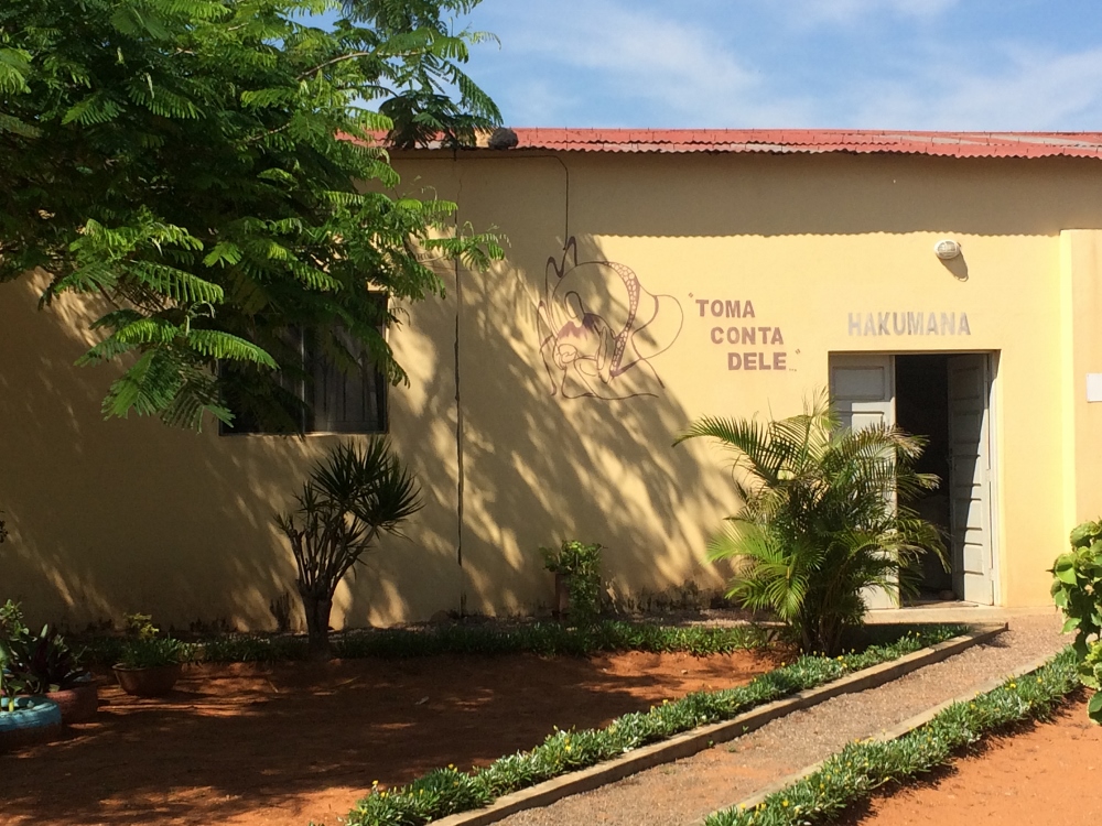 Hakumana: The Hakumana Center. In Changana, the native language of Maputo, "Hakumana" means "take care of them." (GSR photo / Matan Rosenstrauch)