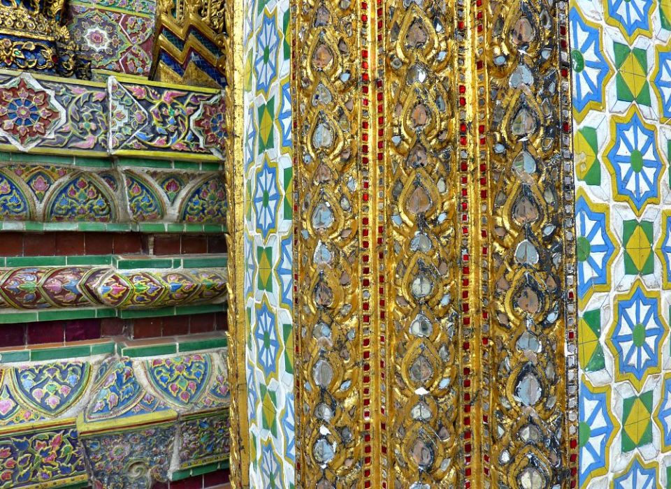 Architectural detail on Wat Phra Kaew in the Grand Palace complex in Bangkok (Wikimedia Commons/Dharma from Sadao, Thailand) Architectural detail on Wat Phra Kaew in the Grand Palace complex in Bangkok (Wikimedia Commons/Dharma from Sadao, Thailand)
