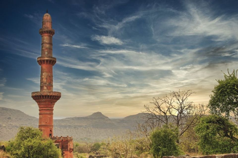 Chand minar, the second largest minaret in India (Unsplash/Setu Chhaya)