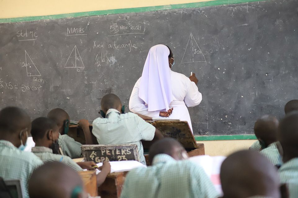 Sr. Anne Onyancha teaches a mathematics lesson at St. Peter's Mumias Boys Primary School in Kakamega, Kenya. (GSR photo/Doreen Ajiambo)