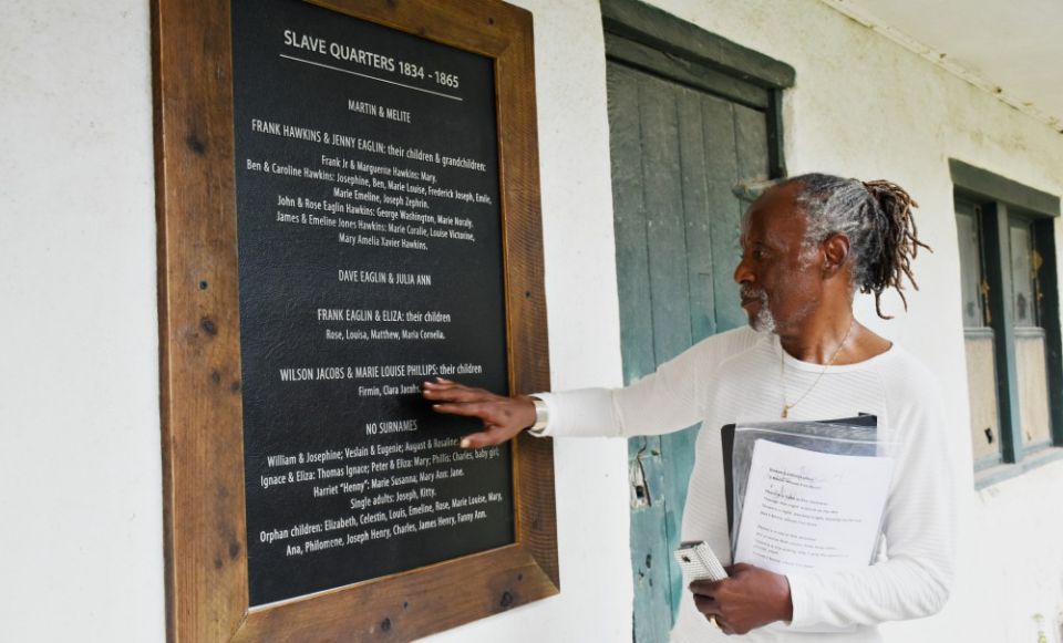 Dorson William Purdy Jr., one of the descendants of the enslaved people of the Society of the Sacred Heart in Grand Coteau, Louisiana, at a 2018 memorial event (Society of the Sacred Heart/Linda Behrens) 