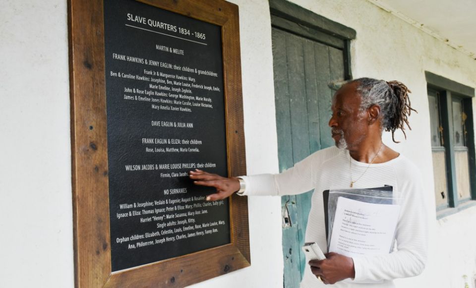 Dorson William Purdy Jr., one of the descendants of the enslaved people of the Society of the Sacred Heart in Grand Coteau, Louisiana, at a 2018 memorial event (Society of the Sacred Heart/Linda Behrens) Dorson William Purdy Jr., one of the descendants of the enslaved people of the Society of the Sacred Heart in Grand Coteau, Louisiana, at a 2018 memorial event (Society of the Sacred Heart/Linda Behrens)