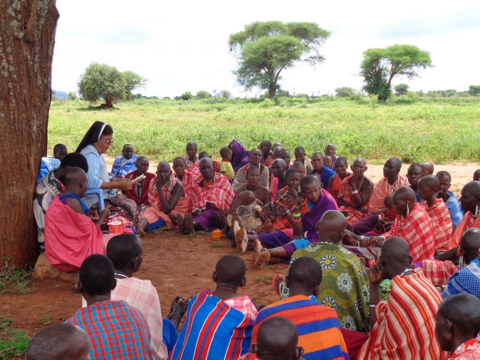 Notre Dame Sr. Mary Rashmi Mattappally teaches Masai women in Simanjiro, Tanzania, in fall 2019. (GSR file photo)