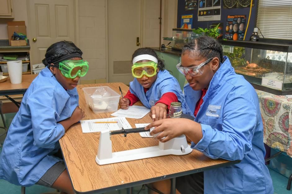 Eighth-grade science students at Sisters Academy in the fall of 2018.