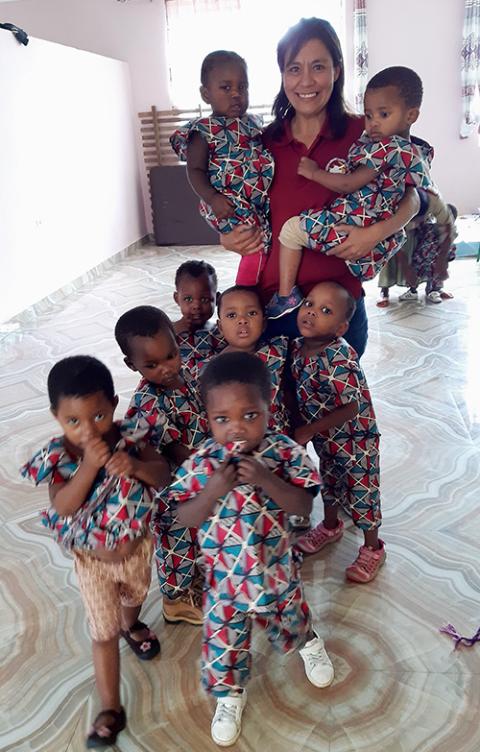 Franciscan Missionary of Mary Sr. María de Lourdes López Munguía with preschoolers at the Tulizeni Center in Goma, Democratic Republic of Congo (Courtesy of María de Lourdes López Munguía)