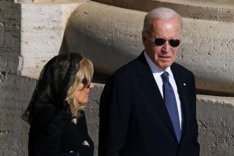 Bidens at funeral