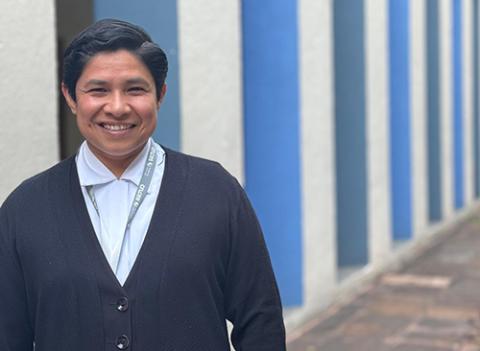 Hna. Brenda Hernández, de las Hijas de María Inmaculada de Guadalupe, posa para una foto el 31 de marzo de 2025 después de una reunión de la Red Global de Investigación en la Ciudad de México. Hernández participa en la recopilación de datos e investigación, lo que ha ayudado a religiosas de México a prestar ayuda a religiosas mayores o enfermas. (Foto: GSR/Rhina Guidos)