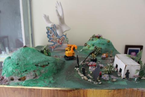 A diorama depicts La Escombrera A diorama depicts La Escombrera