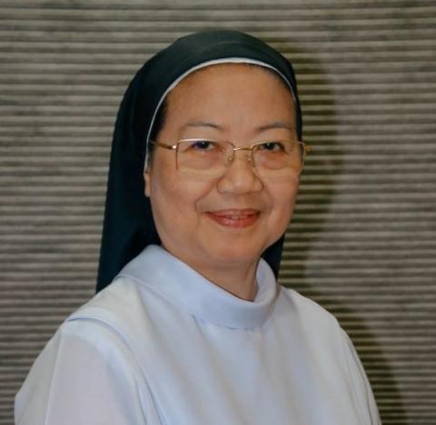 Sr. Rosario Obiniana Sr. Rosario Obiniana