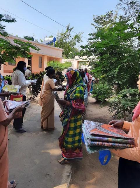 Volunteers with Prison Ministry India visit the women prisoners to distribute saris to them as Christmas gifts. (Provided photo) Volunteers with Prison Ministry India visit the women prisoners to distribute saris to them as Christmas gifts. (Provided photo)