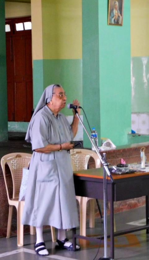 Franciscan Hospitaller Sr. Rosita Gomes speaks to the students of Mary Immaculate School, Panaji, Goa, in October. (Provided photo)