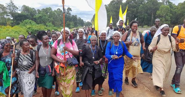 Sisters throughout Africa make pilgrimage to shrine for martyrs in Uganda - Vimarsana News