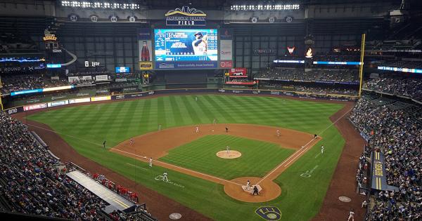 Monday Starter: President of US nuns to throw first pitch for Brewers