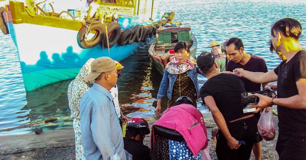 Vietnamese sisters help survivors of Formosa environmental disaster rebuild lives