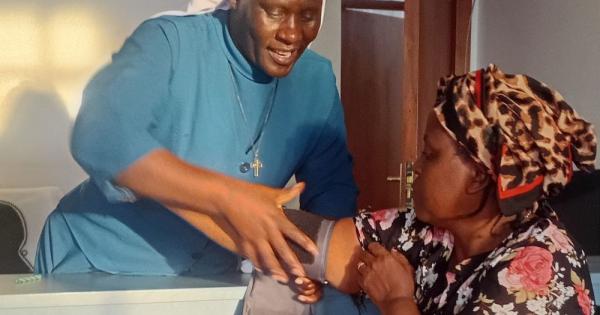 Kenyan sister gives street children chance for dignified lives