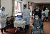 Sisters and staff of the Institute of the Sister Servants of the Heart of Jesus in Córdoba, Argentina, care for elderly sisters. Congregations around the world tried to protect their elderly and vulnerable members from the COVID-19 virus. (Courtesy of the