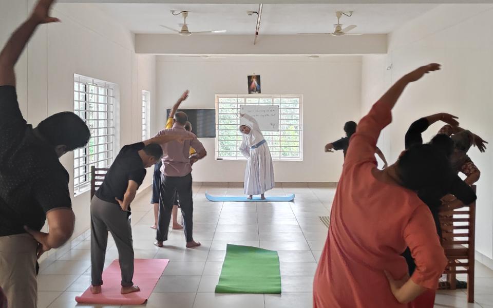 Nazareth Sr. Jincemol Chacko, chief therapist of the Nazareth Nature Cure Centre, conducts a yoga session for the participants. (Thomas Scaria)