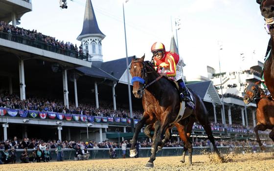 Jockey Mike Smith aboard McKinzie runs down the front stretch during the 35th Breeders Cup world championships at Churchill Downs Nov. 2, 2018, in Louisville, Kentucky. (CNS/Brian Spurlock-USA TODAY Sports via Reuters)