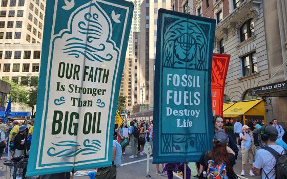 A strong contingent of faith-based groups calling for an end to dependence on fossil fuels gathered prior to a major climate march that drew tens of thousands in midtown Manhattan Sept. 17. (GSR photo/Chris Herlinger)