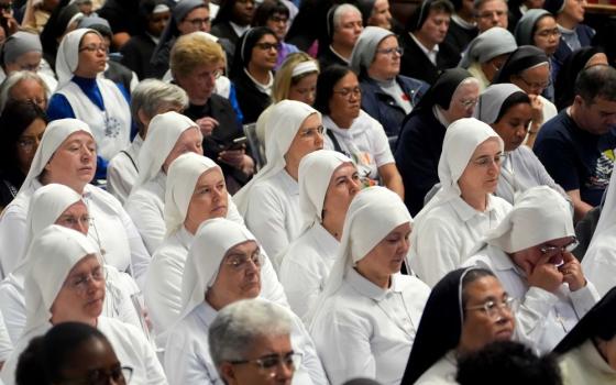 nuns pray