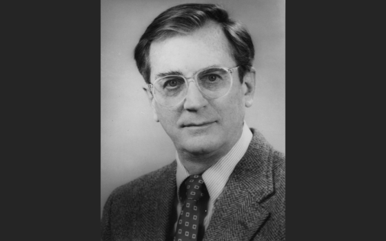 Jesuit Fr. Roger Haight, circa 1999 (NCR file photo)