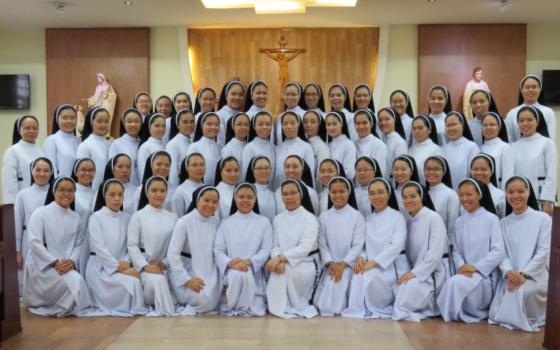 The theological student-sisters of Dominican Missionary Sisters of the Phu Cuong Diocese in Vietnam (Nguyen)