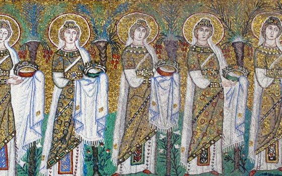 The mosaic of the Holy Virgins, in the sixth-century Church of St. Apollinare Nuovo, Ravenna, Italy (Wikimedia Commons/Sailko)